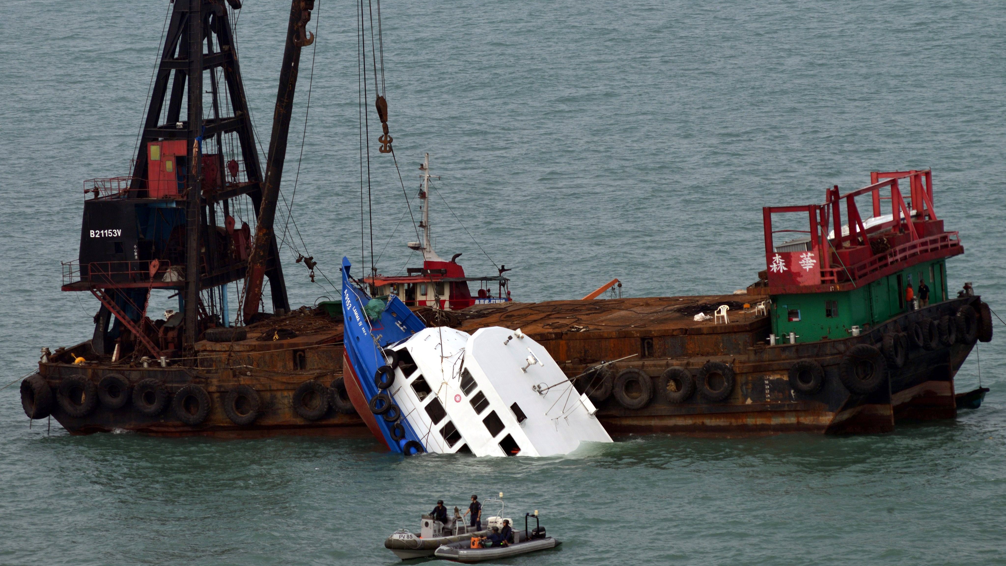 Hongkong_zrážka_lode_mŕtvi